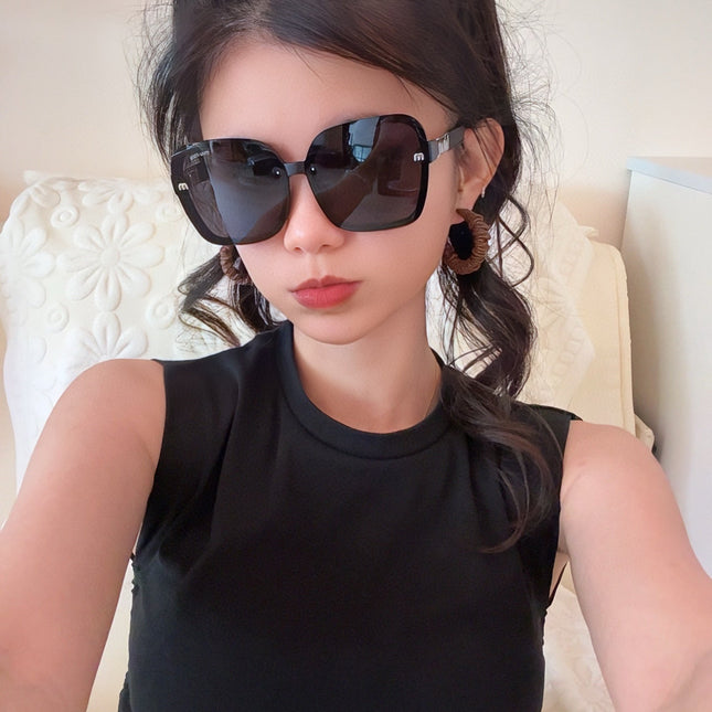 RUNWAY SQUARE SUNGLASSES M7303 IN ACETATE