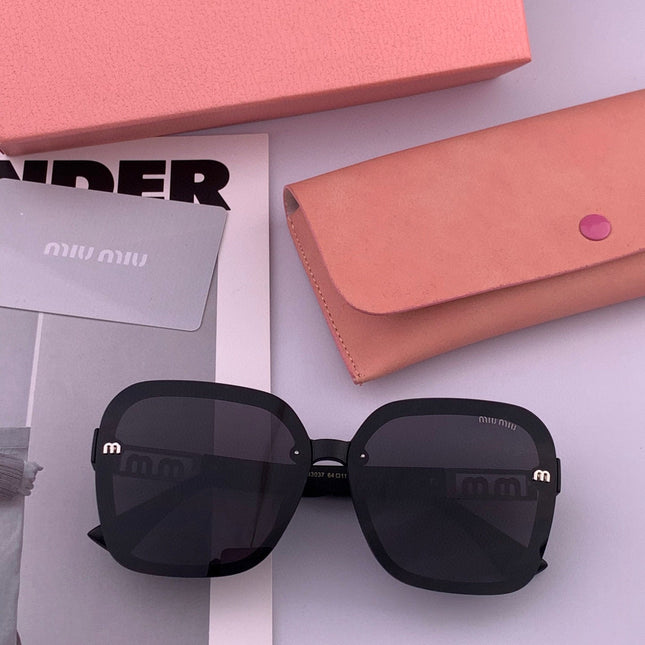 RUNWAY SQUARE SUNGLASSES M7303 IN ACETATE