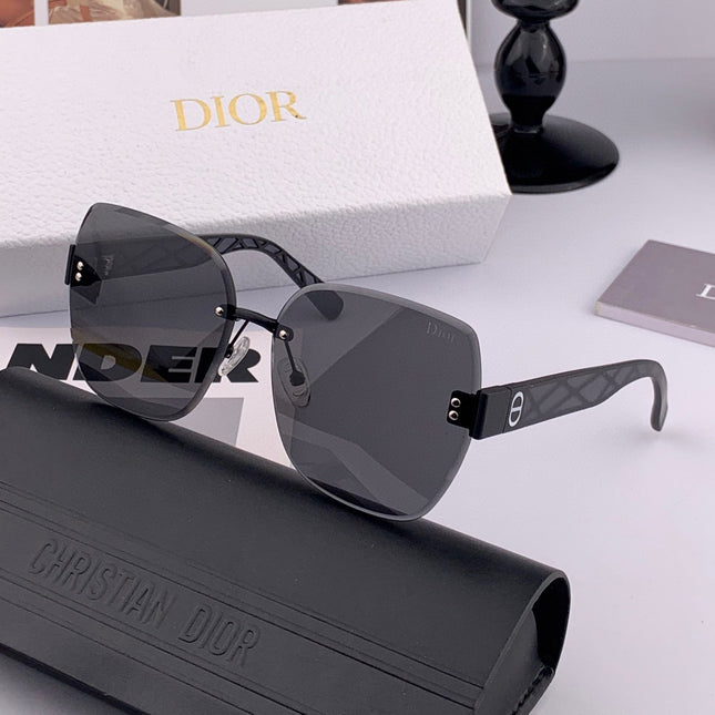 MONTAIGNE SUNGLASS CD4579 IN ACETATE