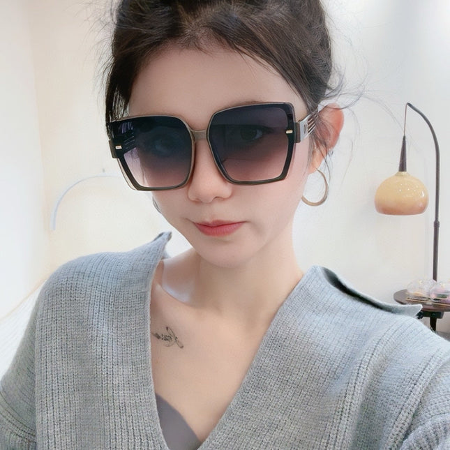 MONTAIGNE SUNGLASS CD7780 IN ACETATE