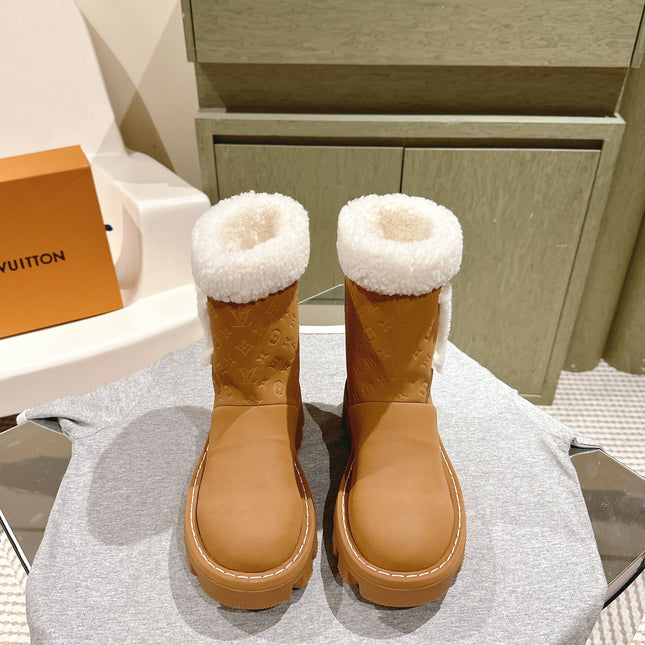ANKLE BOOTS IN BRONZE BROWN EMBOSSED CALFSKIN AND WHITE SHEARLING