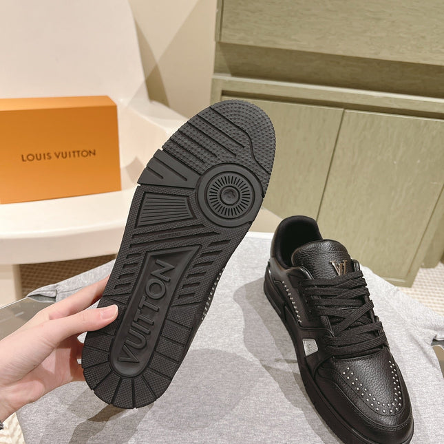 LV TRAINER SNEAKER IN BLACK CALFSKIN