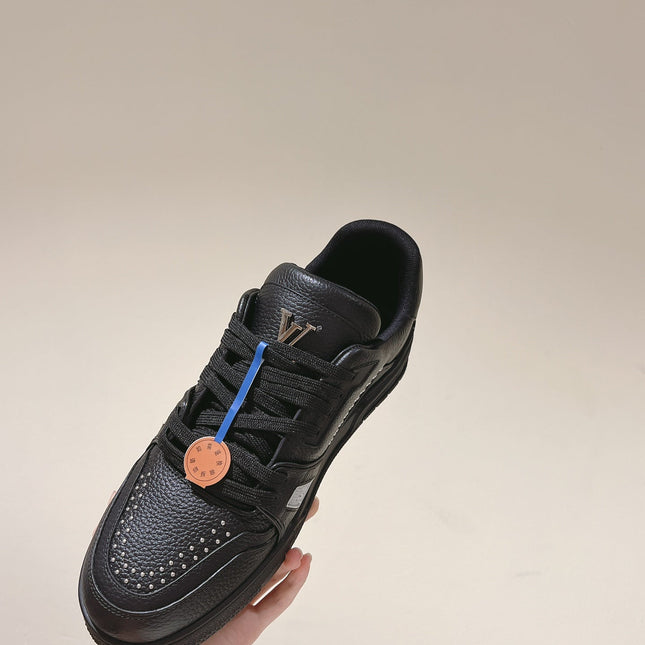 LV TRAINER SNEAKER IN BLACK CALFSKIN