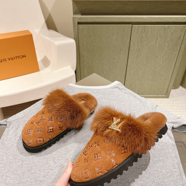 COSY FLAT COMFORT CLOG IN BRONZE BROWN MONOGRAM LAMB WOOL AND MINK FUR