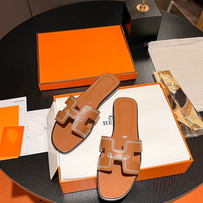 0RAN SANDAL Calfskin Sandstone