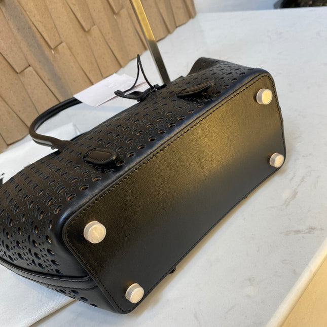 NEO MINA 20 BAG IN BLACK VIENNA CALFSKIN
