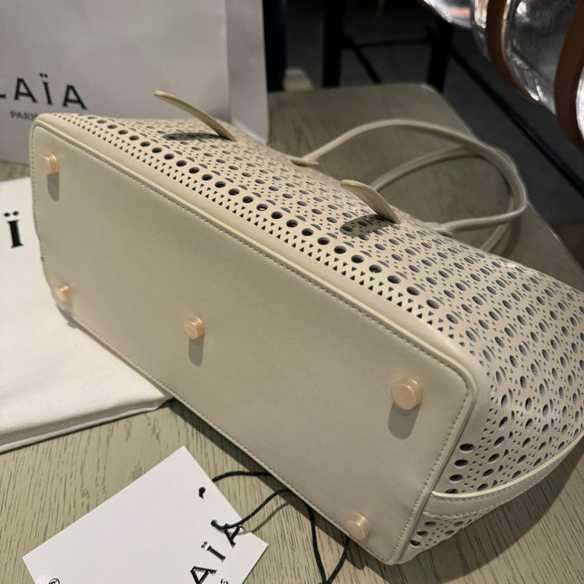 NEO MINA 32 BAG IN CHINO VIENNE CALFSKIN
