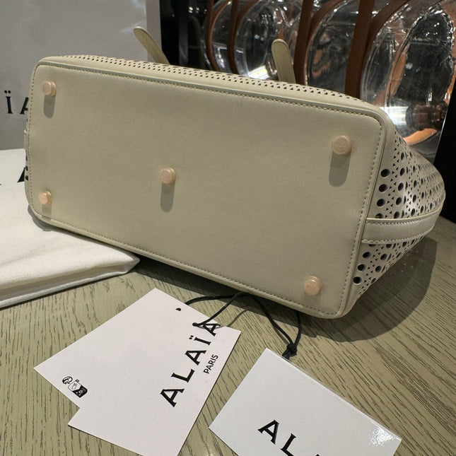 NEO MINA 32 BAG IN CHINO VIENNE CALFSKIN