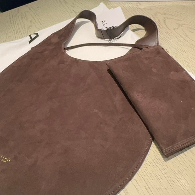 MEDIUM HOBO BAG 39 IN CHOCOLATE SUEDE