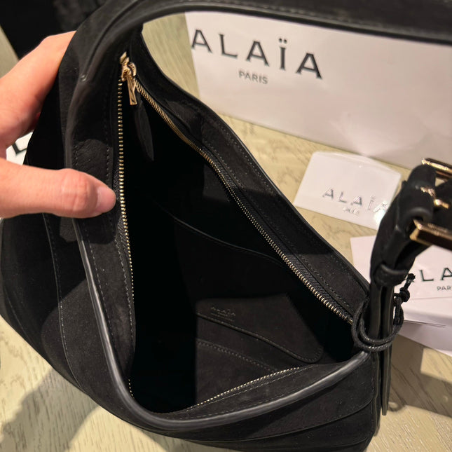 WAVE HOBO BAG 29 IN BLACK SUEDE