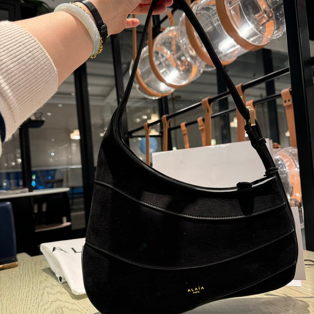 WAVE HOBO BAG 29 IN BLACK SUEDE