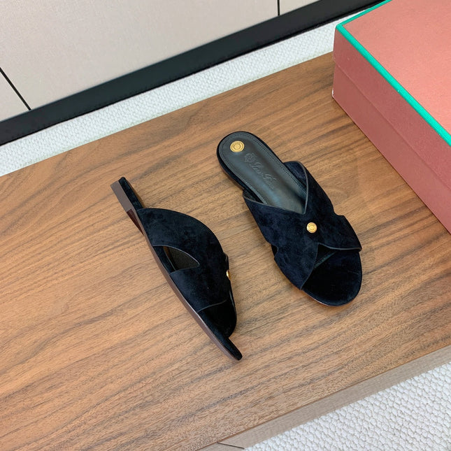 FLAT SLIPPERS IN BLACK SUDUE