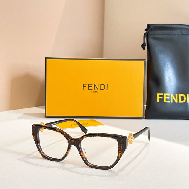 OVERSIZED FF DIAMONDS SQUARE FRAME SUNGLASSES FE50100 IN ACETATE