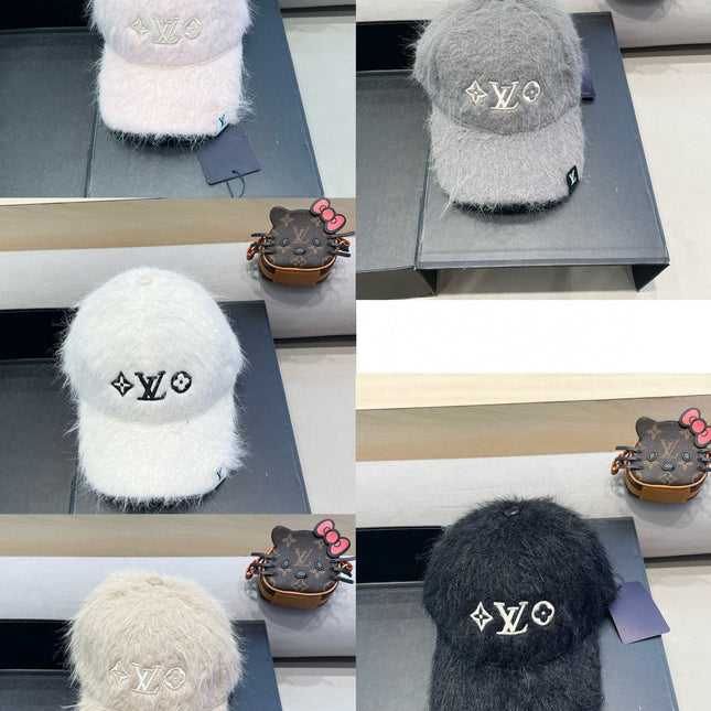 BASEBALL CAP IN BEIGE RABBIT FUR 434938