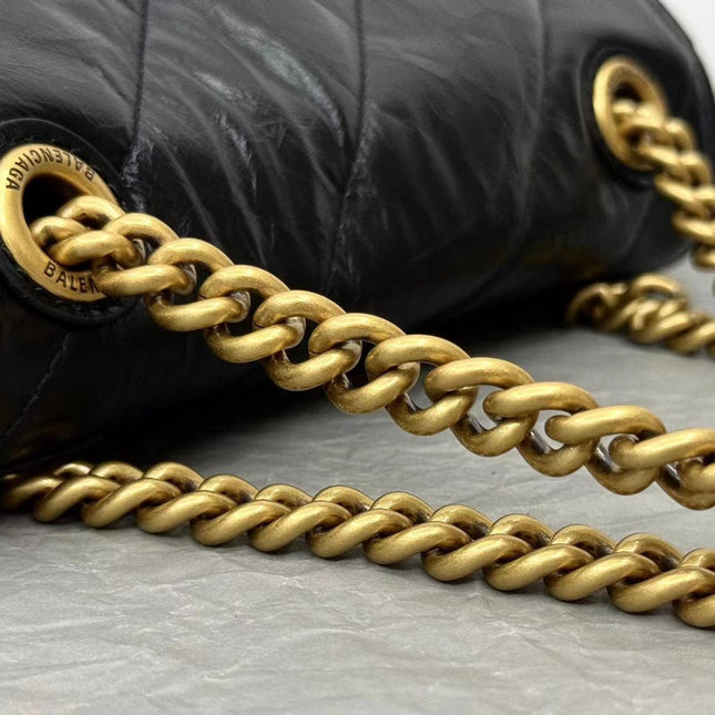 CRUSH SMALL CHAIN BAG 25 IN BLACK QUILTED CRUSHED CALFSKIN GOLD HARDWARE