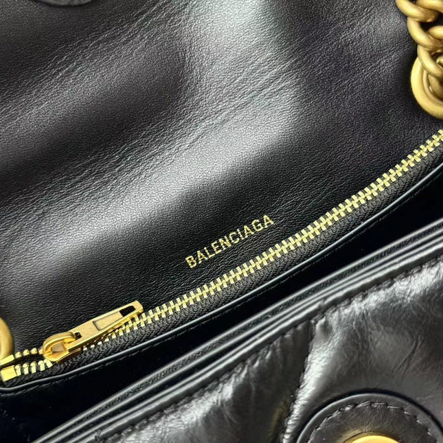 CRUSH SMALL CHAIN BAG 25 IN BLACK QUILTED CRUSHED CALFSKIN GOLD HARDWARE