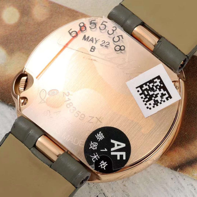 BALLON BLANC DE CARTIER WATCH GOLD CASE WITH WARM GRAY CALFSKIN
