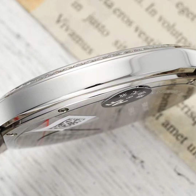 RONDE MUST DE CARTIER WATCH SILVER CASE AND NAVY BLUE DIAL WITH CRYSTALS