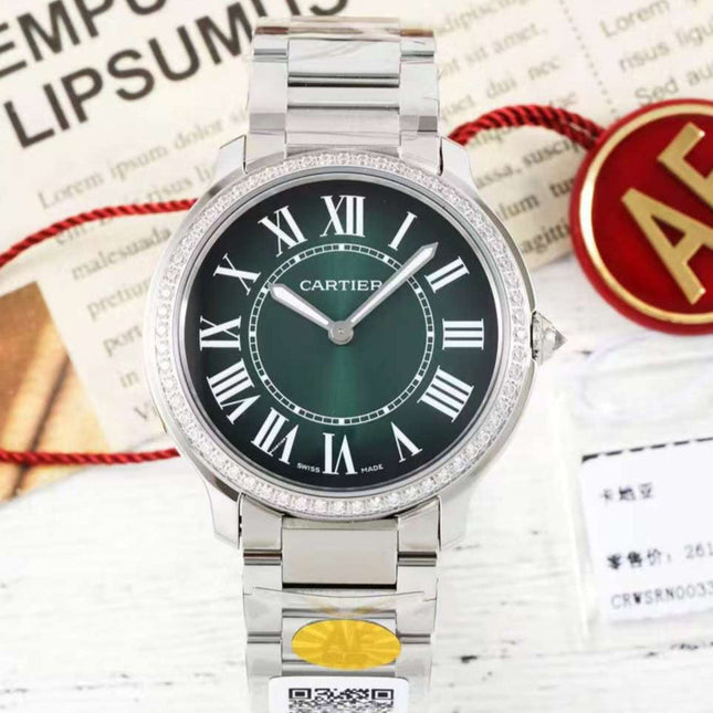 RONDE MUST DE CARTIER WATCH SILVER CASE AND GREEN DIAL WITH CRYSTALS