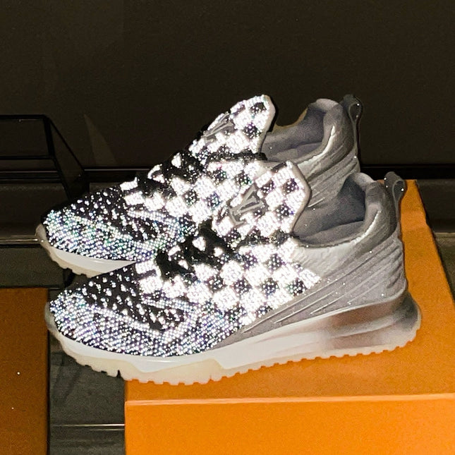 SNEAKERS IN SMOKE GREY MESH BREATHABLE AND RUBBER