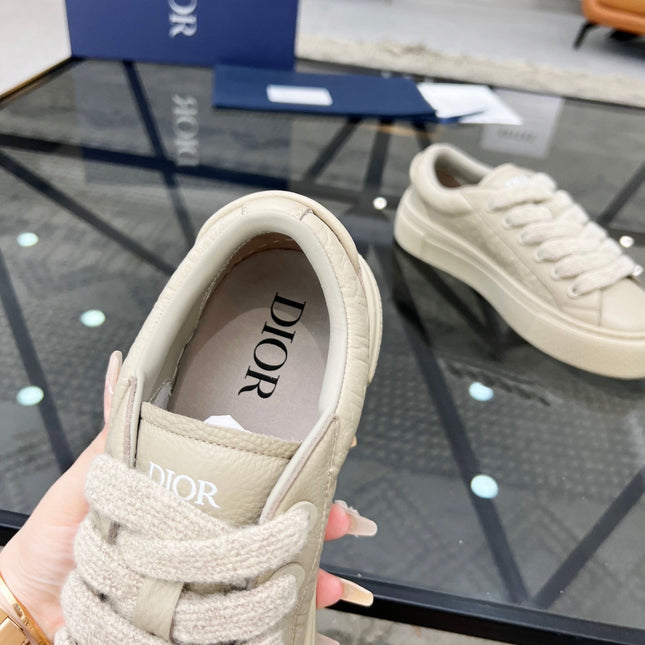 CD B33 SNEAKER BEIGE EMBOSSED CALFSKIN
