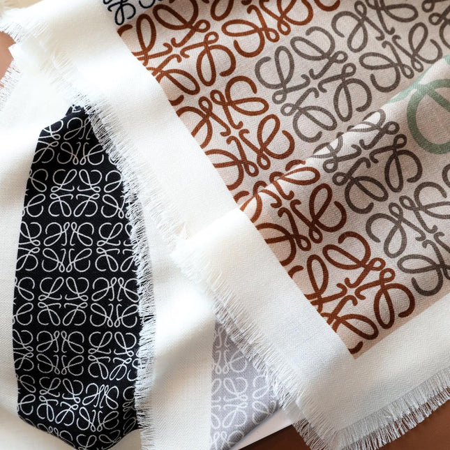 ANAGRAM SQUARE 140 CM SCARF IN COLORFUL SILK AND CASHMERE 413600