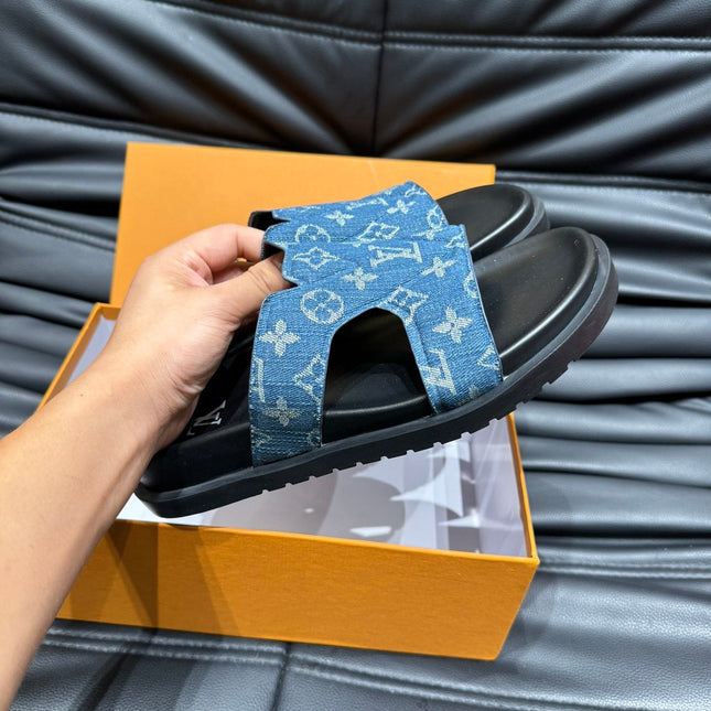 LV OASIS MULE IN BLUE DENIM MONOGRAM JACQUARD