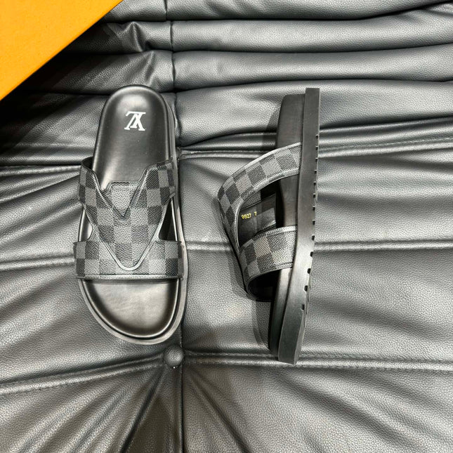 LV OASIS MULE IN BLACK DAMIER CALFSKIN