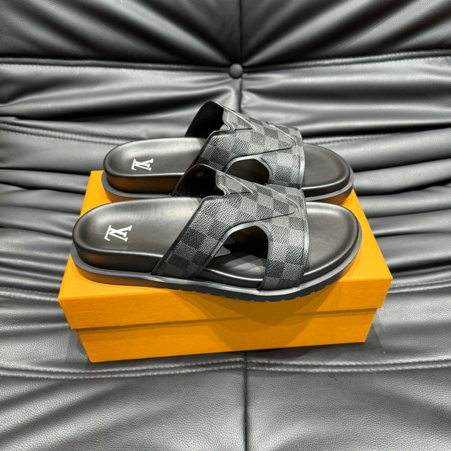 LV OASIS MULE IN BLACK DAMIER CALFSKIN