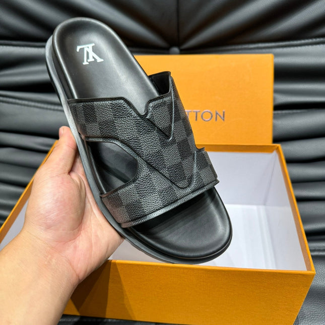 LV OASIS MULE IN BLACK DAMIER CALFSKIN