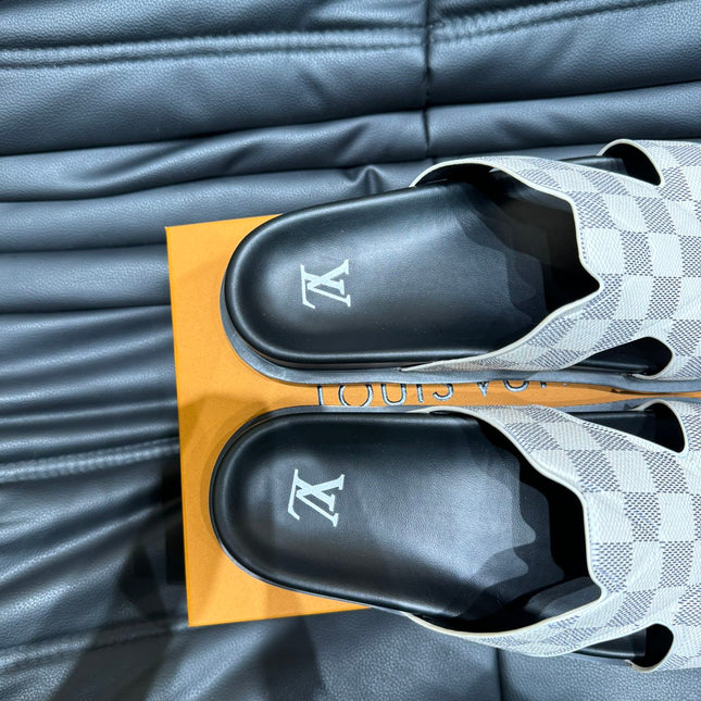 LV OASIS MULE IN WHITE DAMIER CALFSKIN