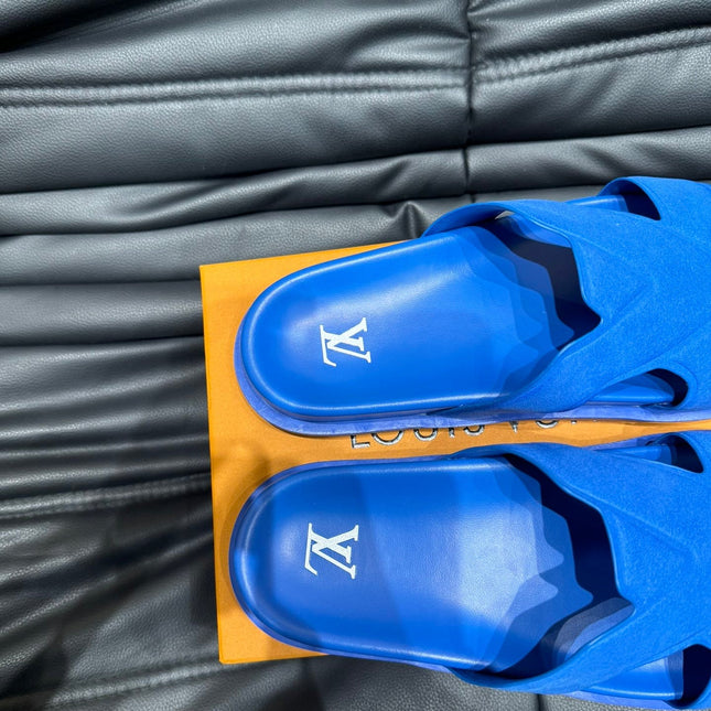 LV OASIS MULE IN COBALT BLUE SUEDE CALFSKIN