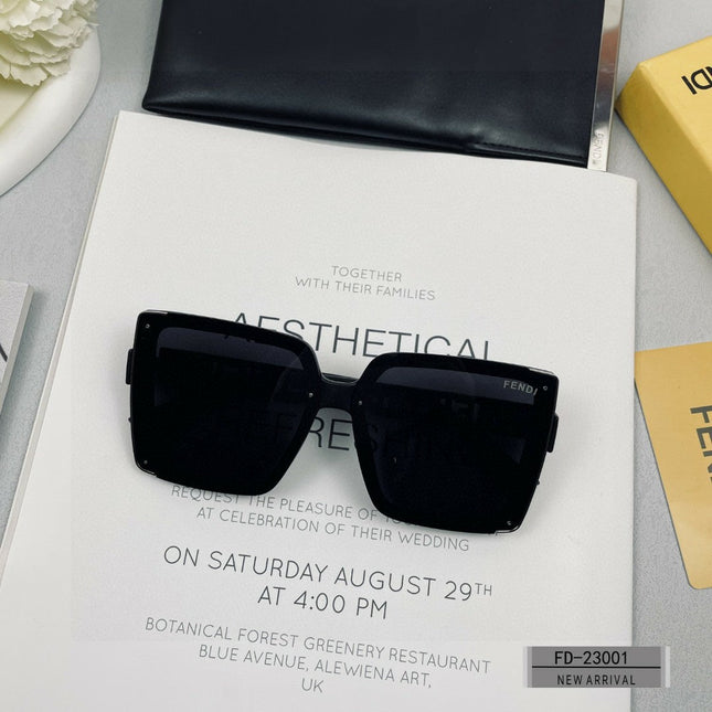 OVERSIZED FF DIAMONDS SQUARE FRAME SUNGLASSES 23001 IN ACETATE
