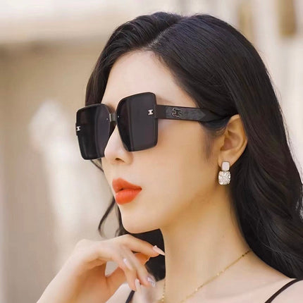 TRIOMPHE SQUARE SUNGLASSES 53008 IN ACETATE
