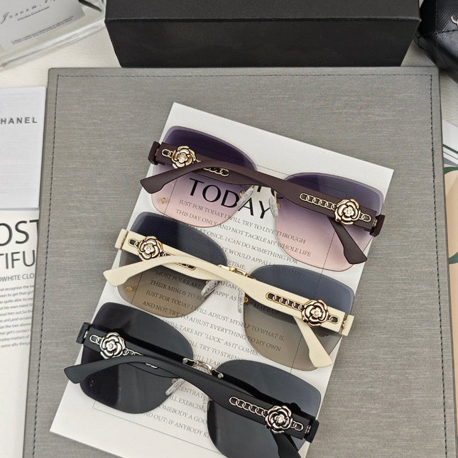 SQUARE SUNGLASSES 55512 IN ACETATE RESIN LENSES