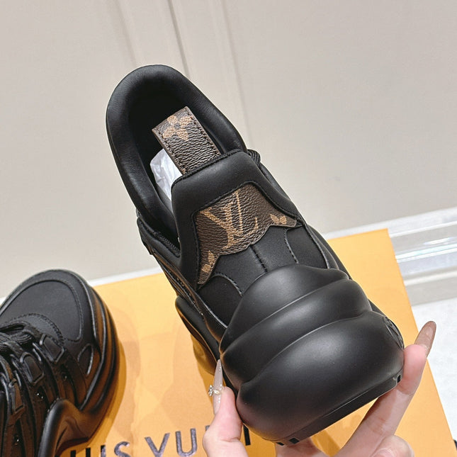 LV BARRACUDA SNEAKER IN BLACK CALFSKIN