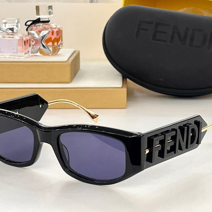 EMBOSSED LOGO ROMA RECTANGULAR FRAME SUNGLASSES FE40108U IN ACETATE