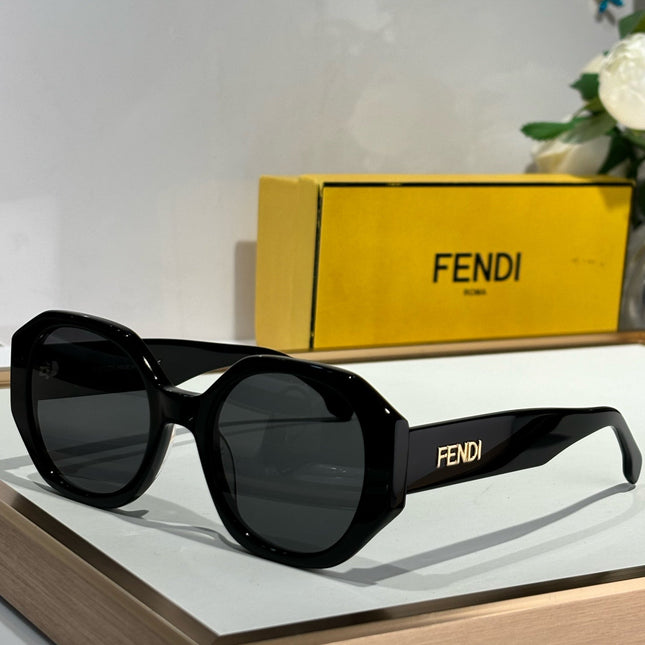 FEN EVOLUTION CHUNKY GEOMETRIC FRAME SUNGLASSES FE40118 IN ACETATE