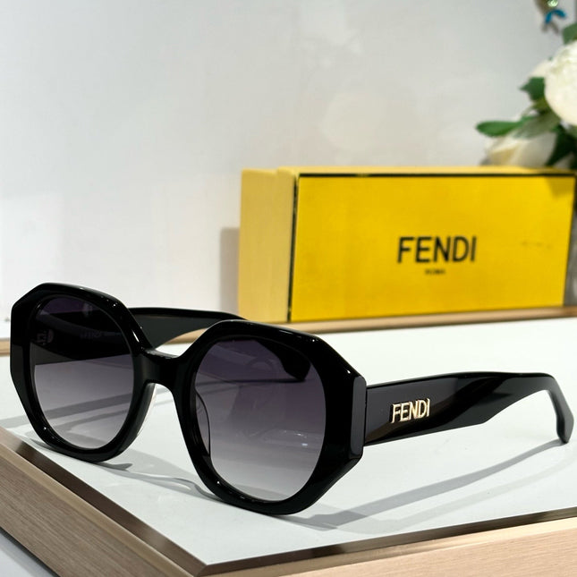 FEN EVOLUTION CHUNKY GEOMETRIC FRAME SUNGLASSES FE40118 IN ACETATE