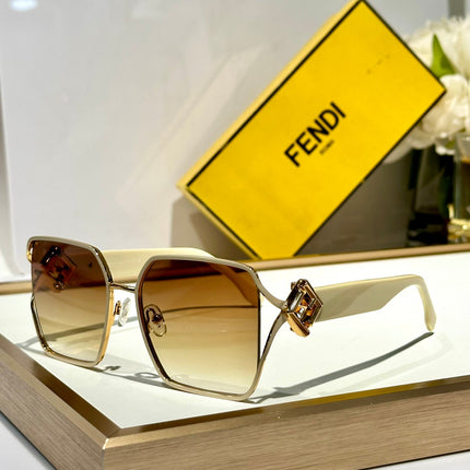 OVERSIZED FF DIAMONDS SQUARE FRAME SUNGLASSES FE40151U IN METAL