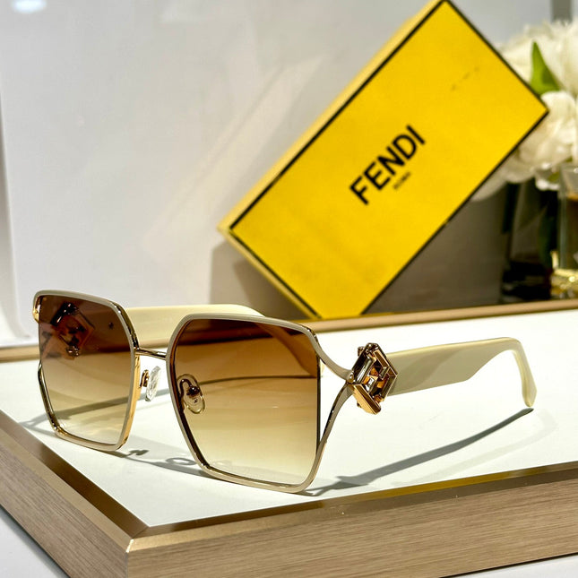 OVERSIZED FF DIAMONDS SQUARE FRAME SUNGLASSES FE40151U IN METAL