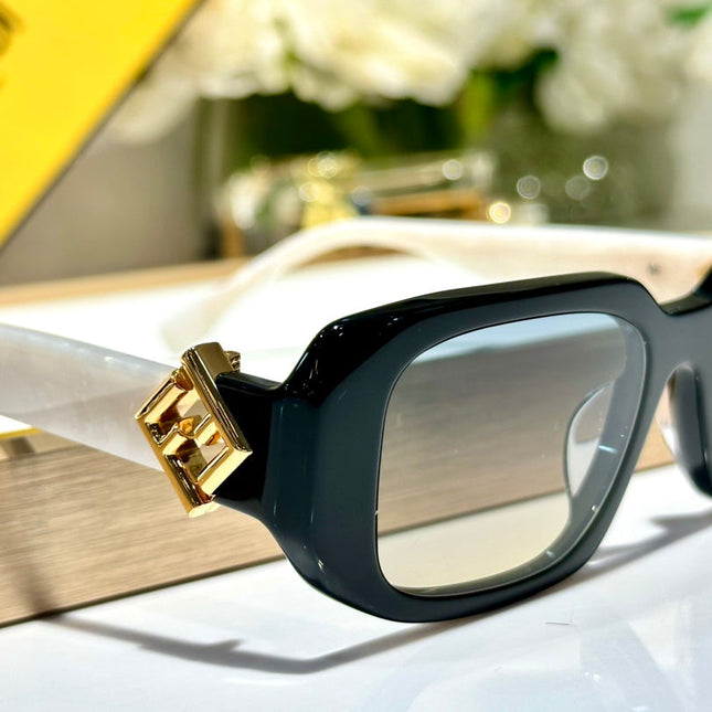 ROMA RECTANGULAR FRAME SUNGLASSES FE40151U IN ACETATE