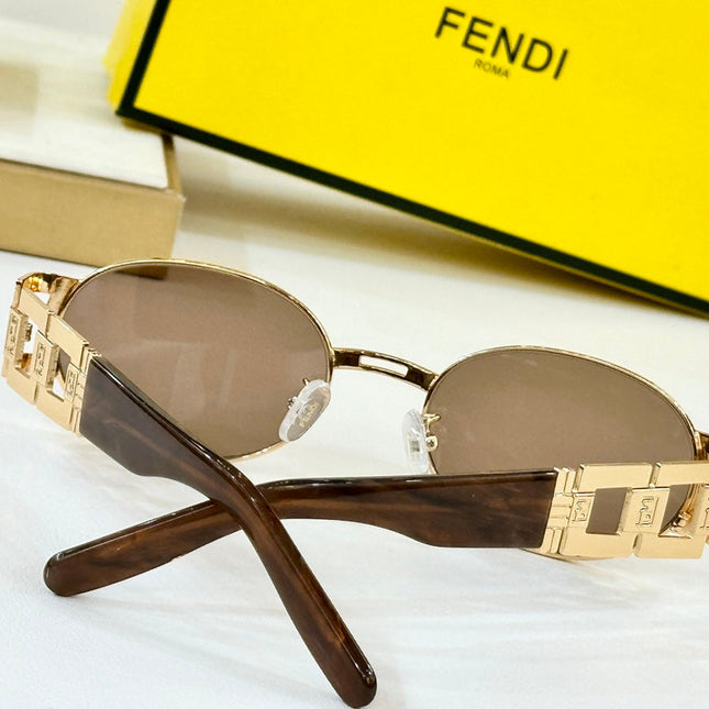 FIRST CRYSTAL OVAL FRAME SUNGLASSES 7076 IN METAL