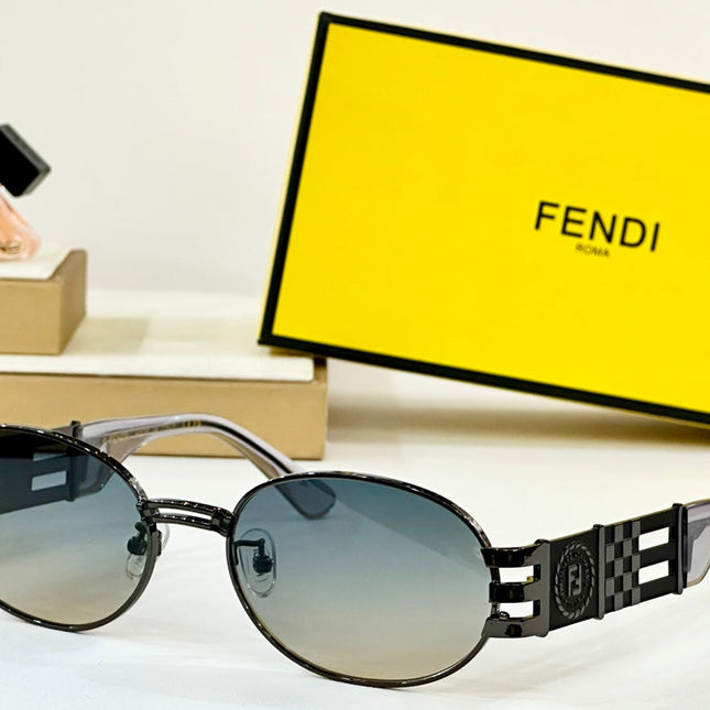 FIRST CRYSTAL CHUNKY OVAL FRAME SUNGLASSES 7078 IN METAL