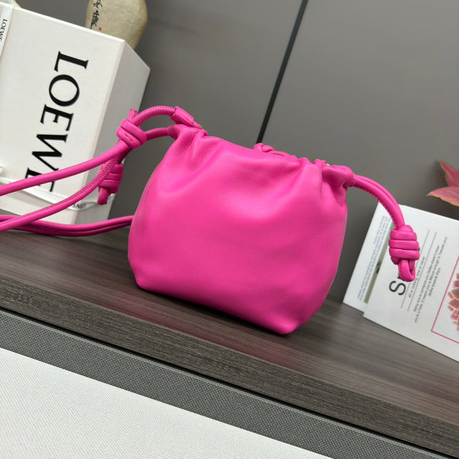 LOE 23 FLAMENCO PURSE BUCKET IN FUSICA PINK LAMBSKIN