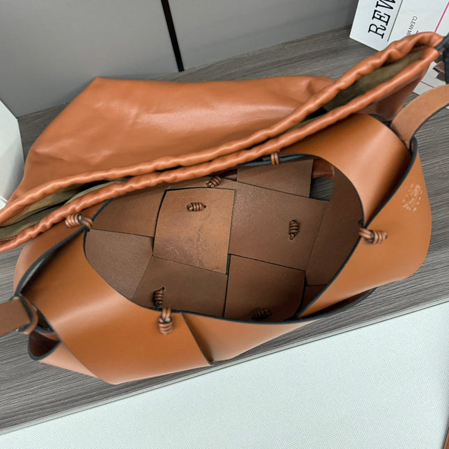 LOE INTERLACED HOBO 38 BAG IN BRONZE BROWN CALFSKIN