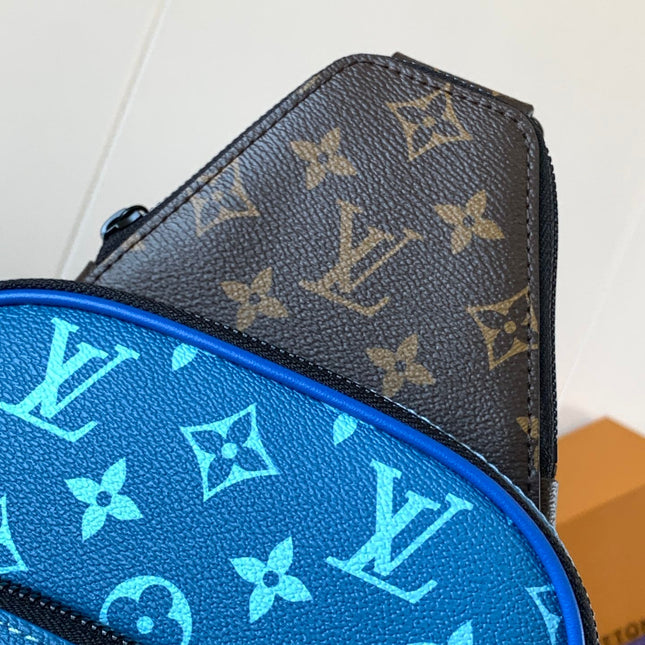 AVENUE SLINGBAG 31 IN BLUE AND BROWN TAIGA LEATHER