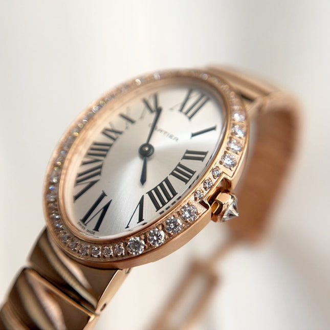 BAIGNOIRE DE CARTIER – OVAL SHAPE ROSE GOLD WITH SINGLE LINE DIAMONDS