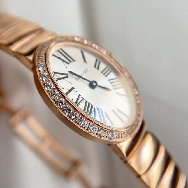 BAIGNOIRE DE CARTIER – OVAL SHAPE ROSE GOLD WITH SINGLE LINE DIAMONDS