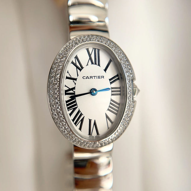 BAIGNOIRE DE CARTIER – OVAL SHAPE SILVER WITH SINGLE LINE DIAMONDS